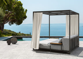 Casilda Daybed