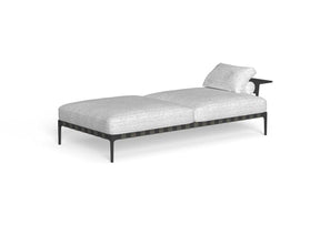 Finish - Graphite Frame Mambo Pearl Cushions