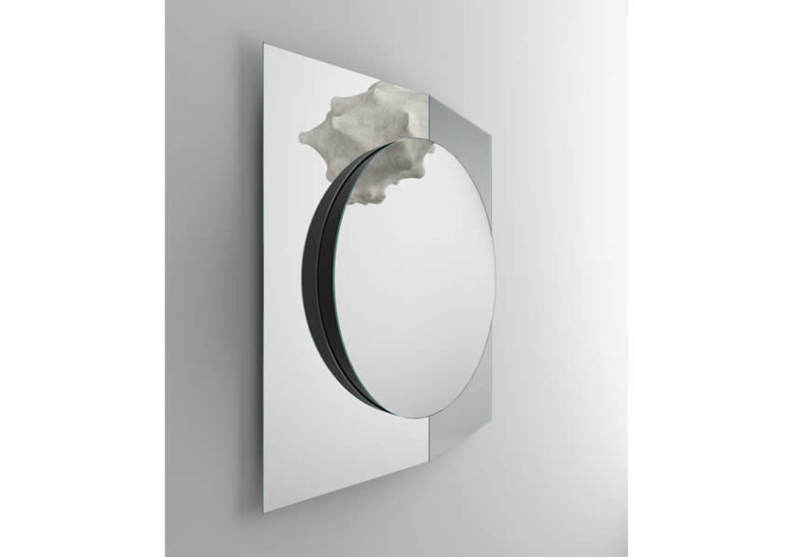 Central Wall Mirror